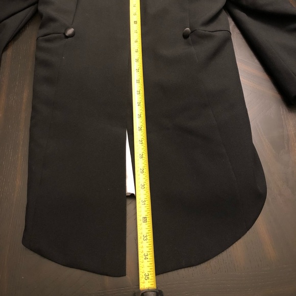 New Boys Tails tuxedo Size 10 but it runs small. - Picture 5 of 8